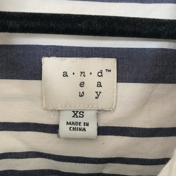 A new day ruffled sleeves button down boxy blouse - Picture 3 of 8